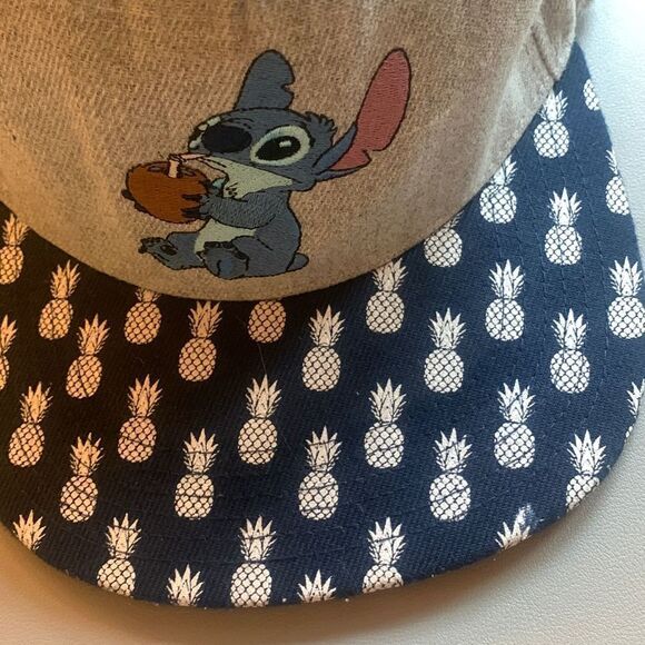 DISNEY LILO & Stitch Hat - Picture 3 of 4